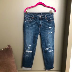 MID-RISE BOYFRIEND JEAN